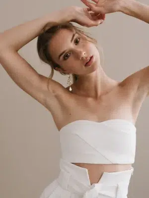 Top Ella - By Romance